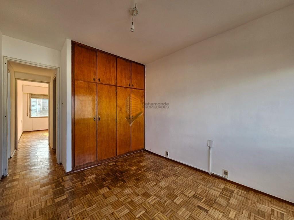 Apartamento 2 dormitorios, garage, piso 7