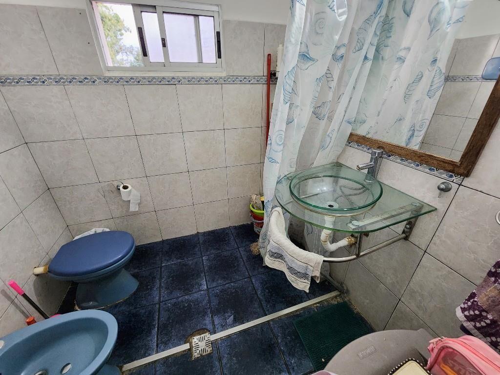 CASA EN ZONA CENTRICA DE LA FLORESTA!! A METROS DEL MAR!!