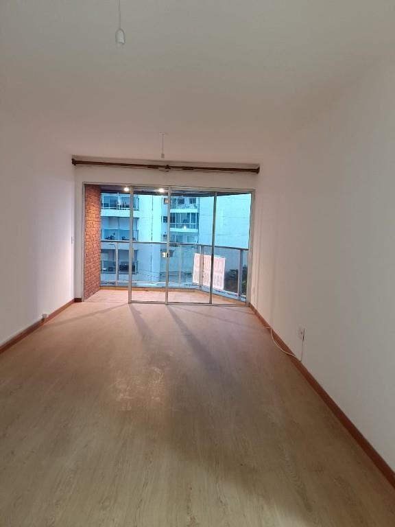 Prox. rambla, vista, terraza, caldereta, portería, amplio