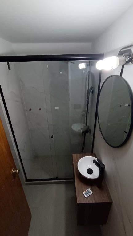 Prox. rambla, vista, terraza, caldereta, portería, amplio