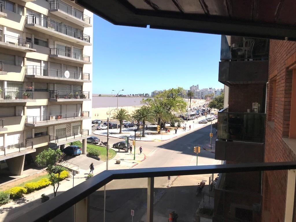 Prox. rambla, vista, terraza, caldereta, portería, amplio