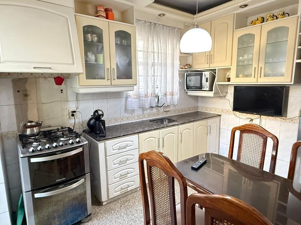 EXCELENTE CASA CON TODAS LAS COMODIDADES !!