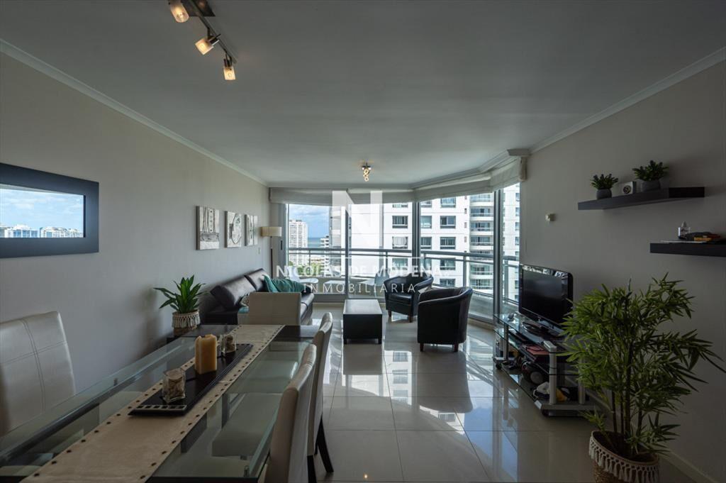 Venta Apartamento de 3 dormitorios en zona a del