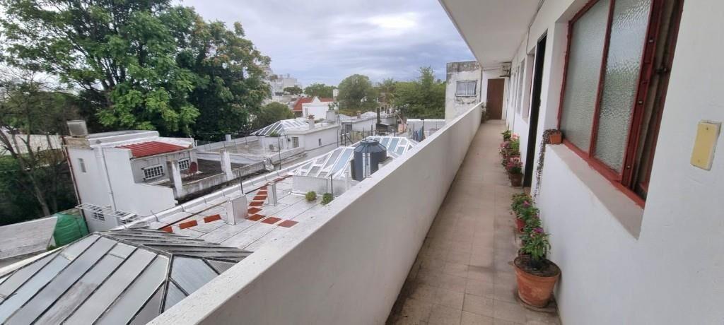 POCITOS VENTA APTO. DE 1 DORM.RENTADO OBLIGADO Y BVAR.ESPAÑA