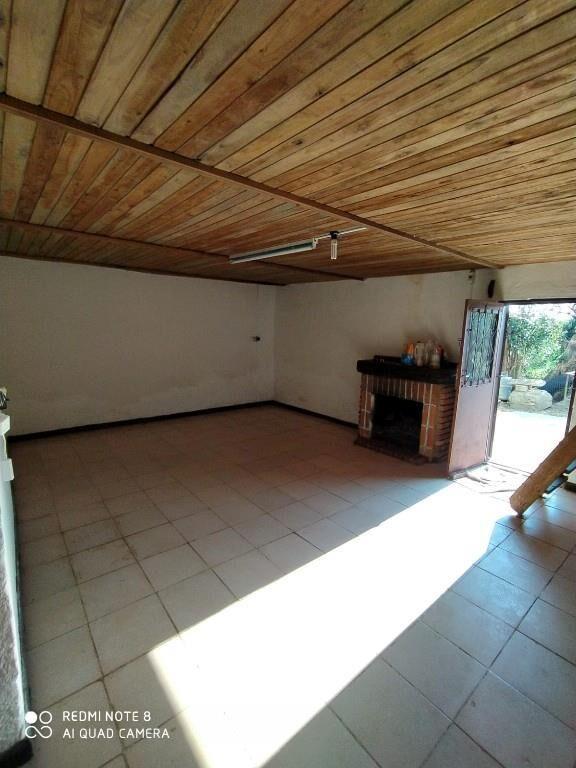 Se vende casa con terreno En Santa Clara de Olimar - T y T
