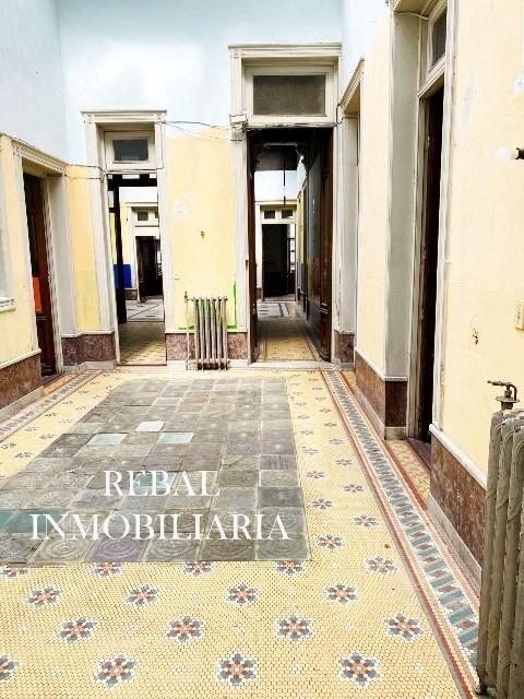 GRAN CASONA 560 m2 ! ! O ALQUILA $70.000 ! GGES ! ! !