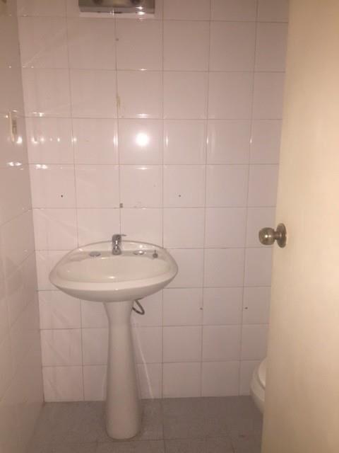 DIRI MISIONES Y 25 DE MAYO-ESPECTACULAR LOCAL 300m2 C/BOVEDA
