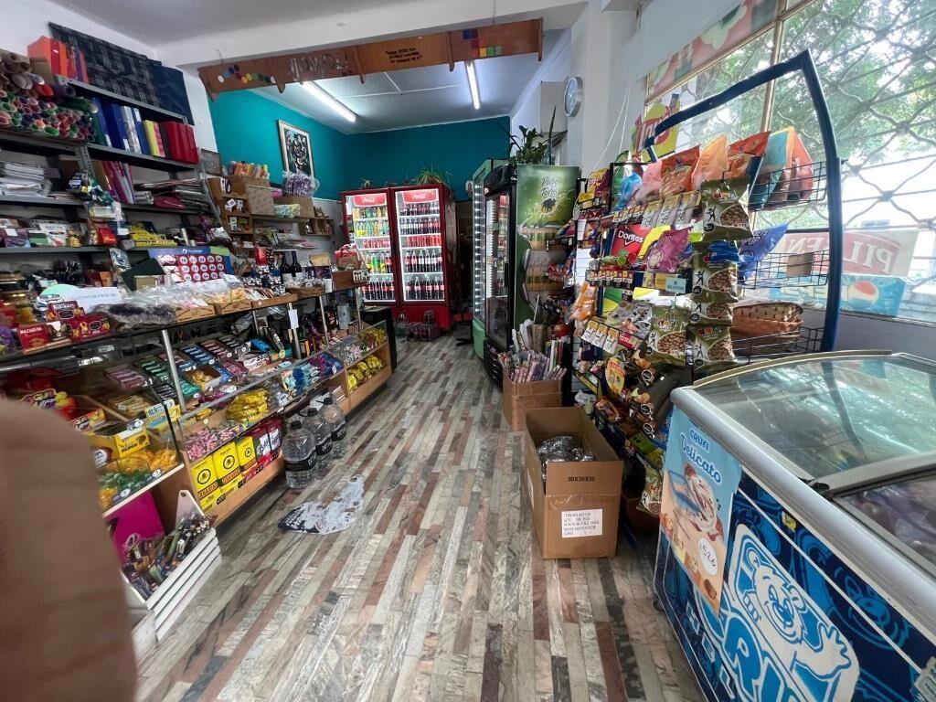 Comercio Venta de Kiosco en muy buena ubicacion!! U$s19000