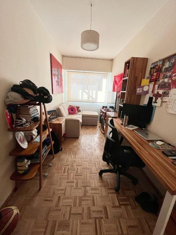 CALEFACCIÓN/VIGILANCIA 24 HS/COCHERA CON LUGAR FIJO.-