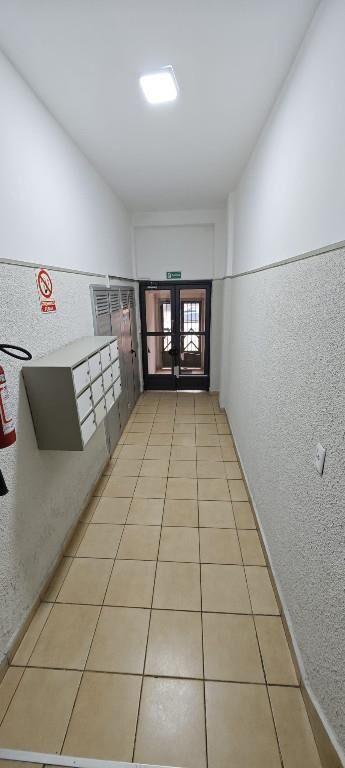 SE ALQUILA EXCELENTE APTO SOBRE RIVERA AL FRENTE DE 1 DORM
