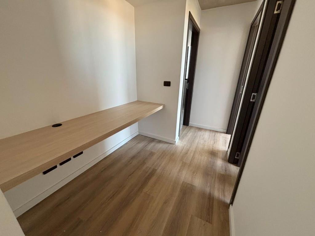 IDEAL A ESTRENAR APTO 2 DORM Y COCHERA