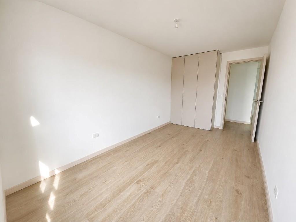IMPERDIBLE APTO 1 DORM A ESTRENAR PISO ALTO EN TRES CRUCES!!