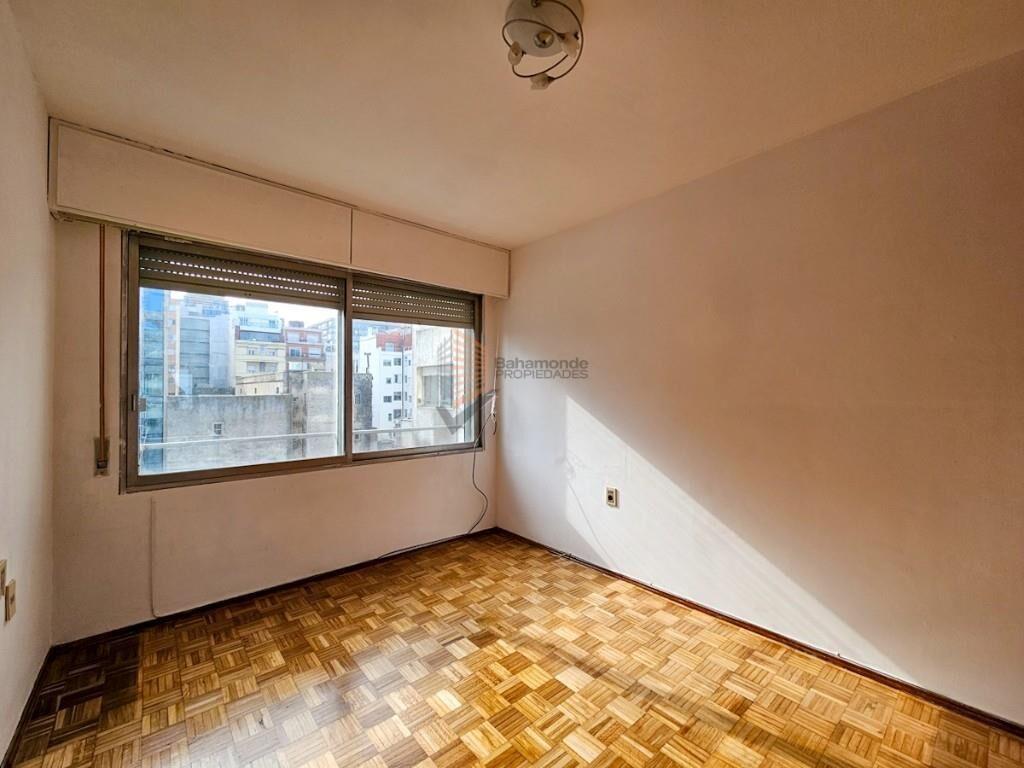Apartamento 2 dormitorios, garage, piso 7