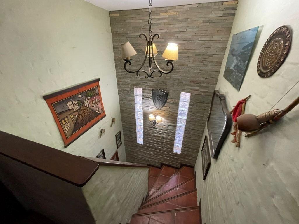 BALDOVINO IMPORTANTE RESIDENCIA EN LA PAZ 3 DORMITORIOS