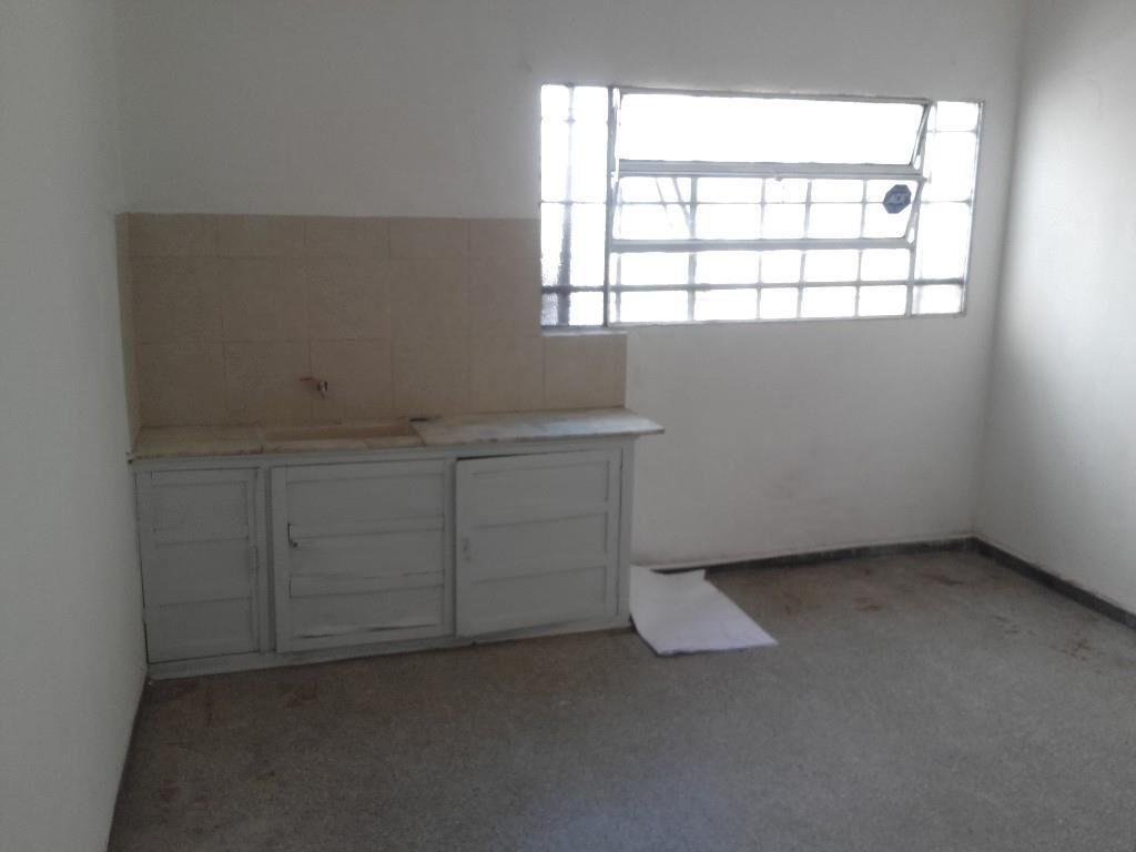 Local con renta sobre Gral. Flores