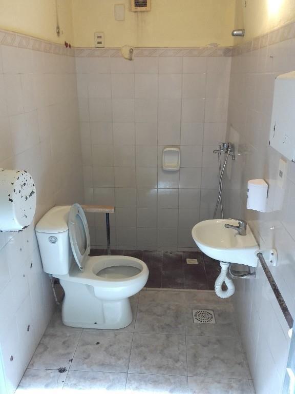 Oportunidad Casa De Buen Tamaño, C/Renta del 7 %.