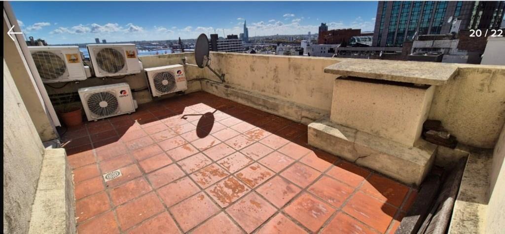 VENTA OFICINA-CONSULTORIO ESTUDIO PROFESIONAL CENTRO RENTADO