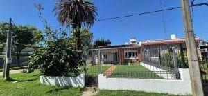 VENTA CASA 3 DORMITORIOS EN PIEDRAS BLANCAS- PADRON UNICO