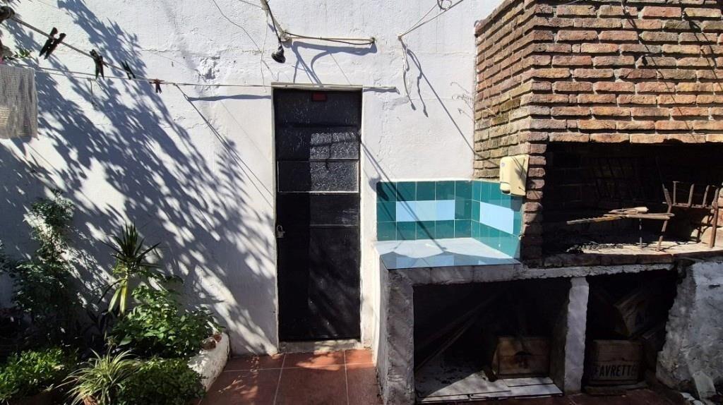 VENTA CASA 3 DORMITORIOS EN PIEDRAS BLANCAS- PADRON UNICO
