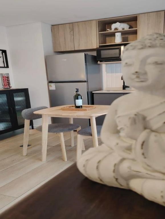 Se vende espectacular Monoambiente con renta equipado