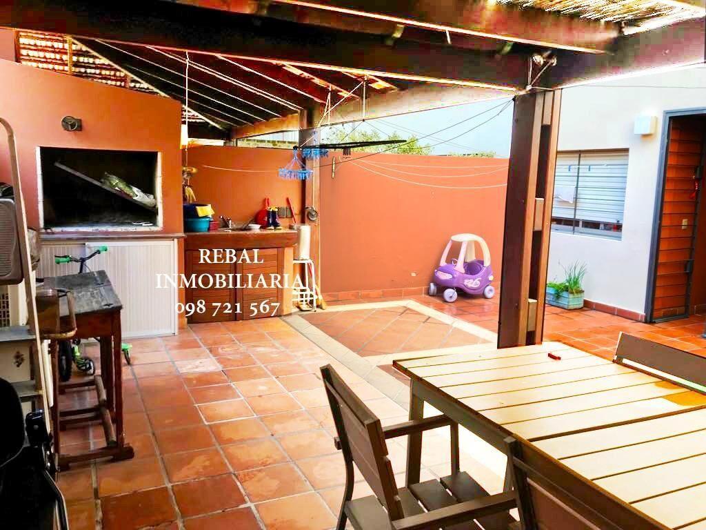 FONDO PRIVADO DE 60 m2 c/Parr. ! ! ! UNICO ! ! !