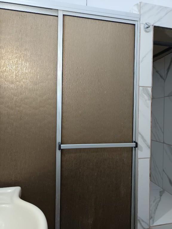CONTACTO PROPIEDADES ALQUILA CASA DE TRES DORMITORIOS