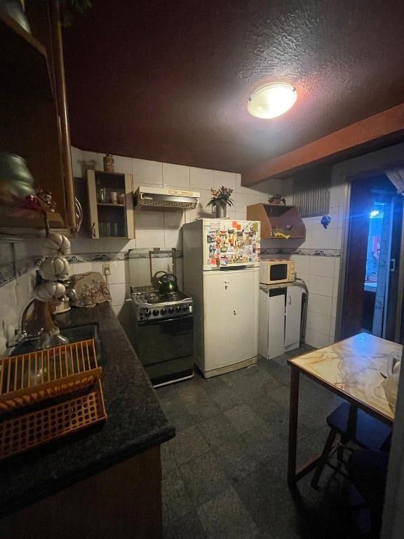 PARQUE BATLLE. VENDE CASA PADRON UNICO, 3 DORM, GARAGE, BCOA