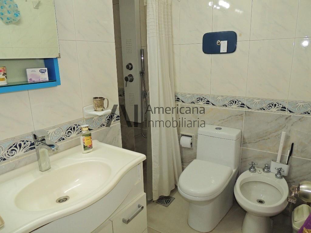 Venta | Pocitos | A Una Cuadra De La Rambla | 3 Dormitorios.