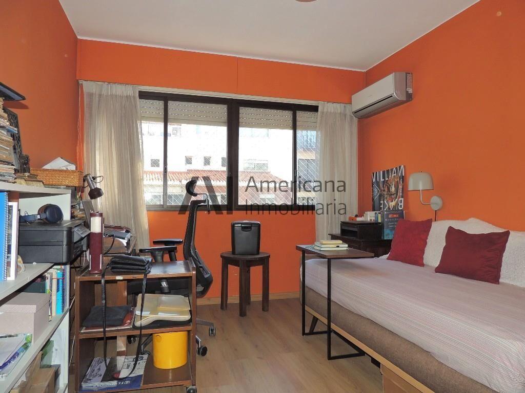 Venta | Pocitos | A Una Cuadra De La Rambla | 3 Dormitorios.