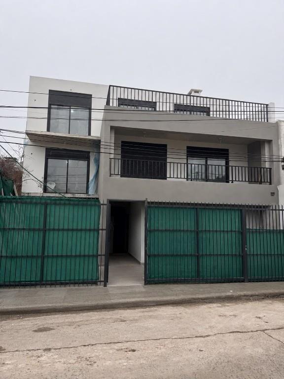 Monoambiente con terraza y azotea!!