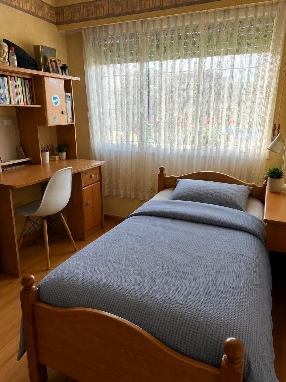 DUEÑO VENDE CASA EXCELENTE CON GRAN FONDO CON FRUTALES