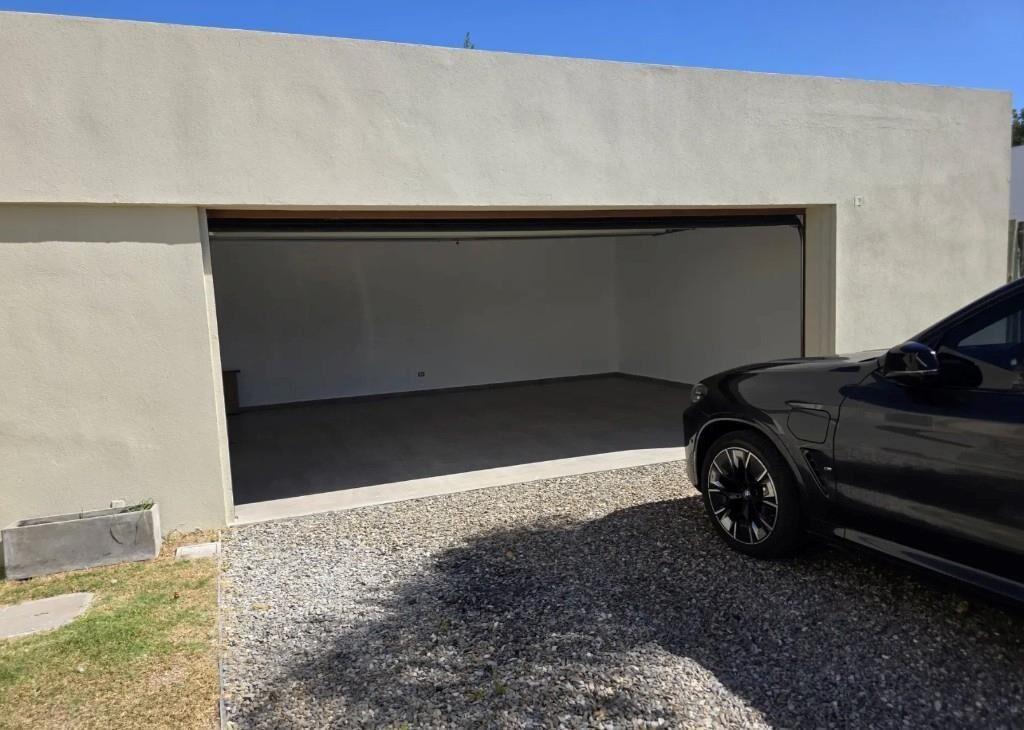 Casa Moderna en barrio los Olivos