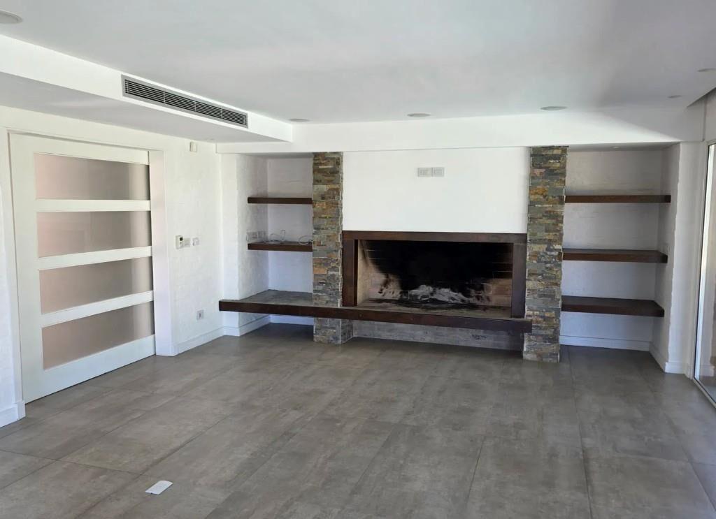 Casa Moderna en barrio los Olivos