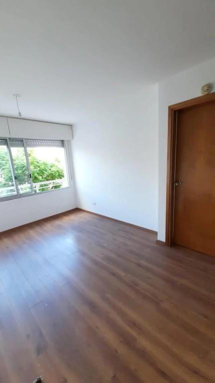 Moderno, orientado al Oeste