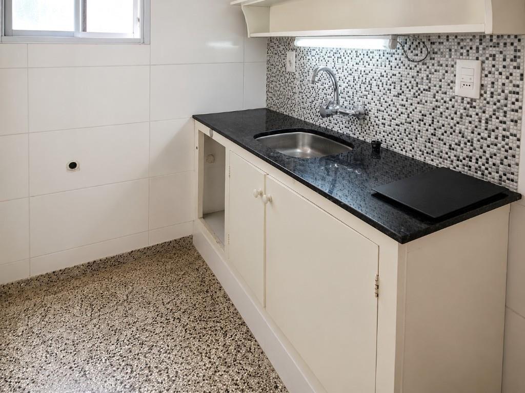 Apartamento Venta De 1 Dormitorio Al Frente TRES CRUCES