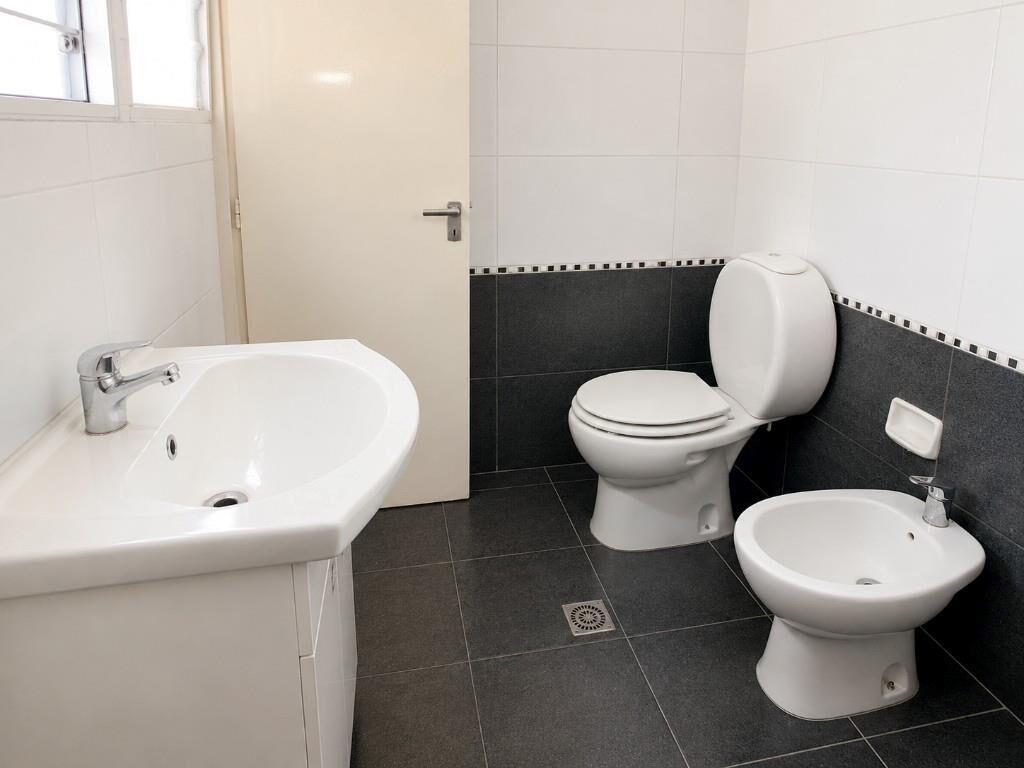 Apartamento Venta De 1 Dormitorio Al Frente TRES CRUCES