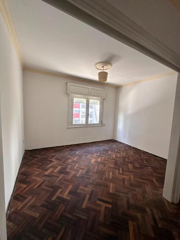 Buen apartamento de 3 dormitorios en Cordón