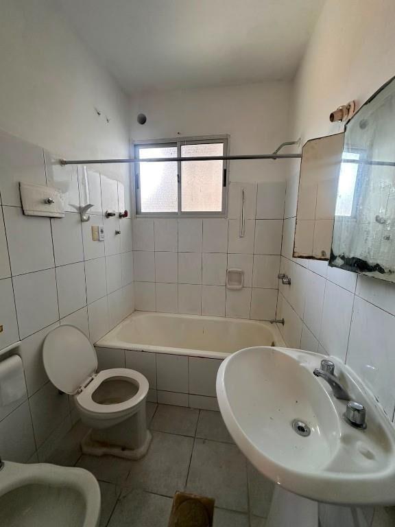 Buen apartamento de 3 dormitorios en Cordón