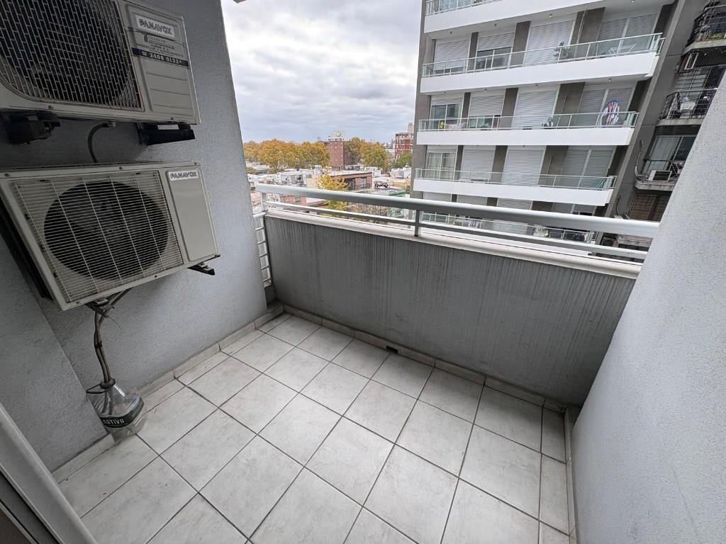 IDEAL APTO EN VENTA CON RENTA 2 DORM + GGE EN TRES CRUCES!