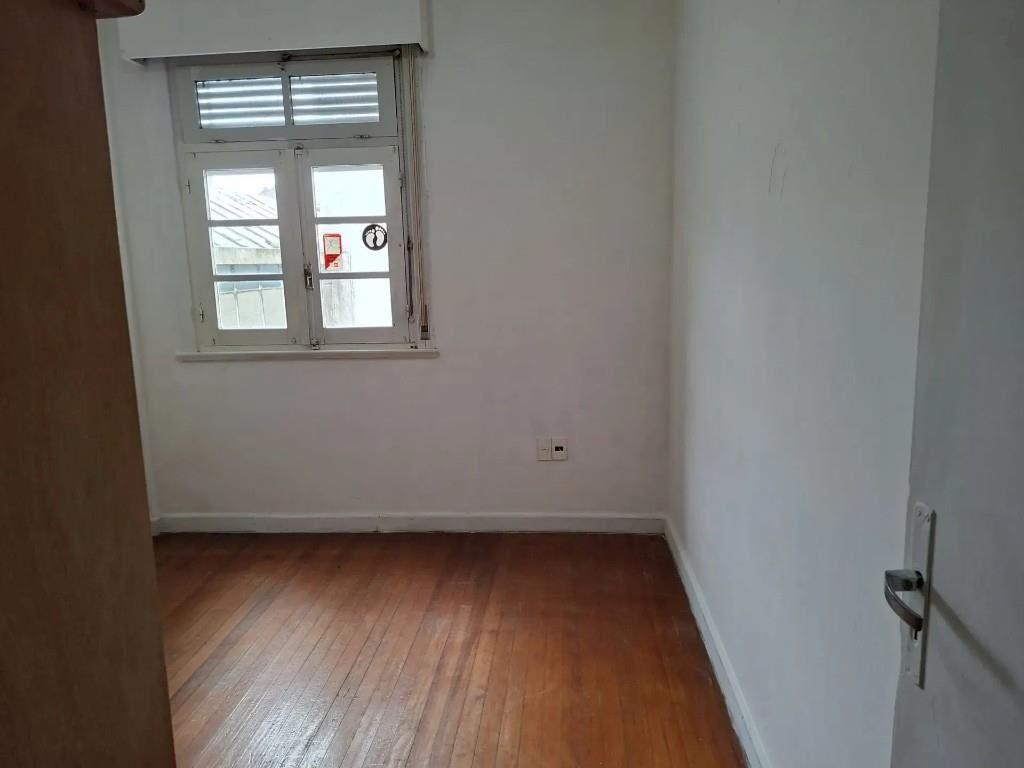 OPORTUNIDAD. 3 dormitorios y 2 baños en Barrio Cordón
