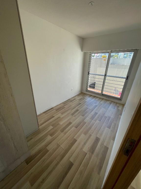 MUY LINDO APARTAMENTO 3 DORMITORIOS, DOS BAÑOS GARAJE DOBLE