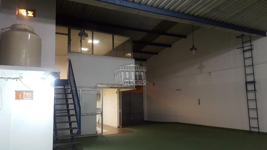 ARGOS S.R.L. ALQUILA LOCAL O DEPÓSITO 285M2 SOBRE HOCQUART