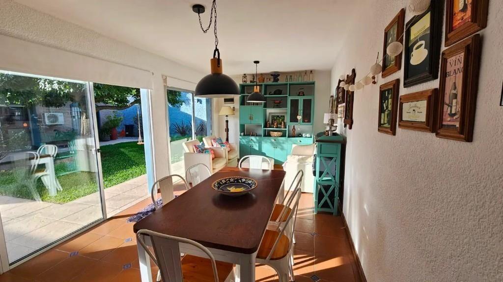 IMPERDIBLE CASA LISTA PARA ENTRAR!