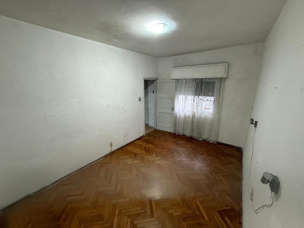 Alquiler Apartamento 2 Dormitorios Con Balcón (esq. Av. Gral
