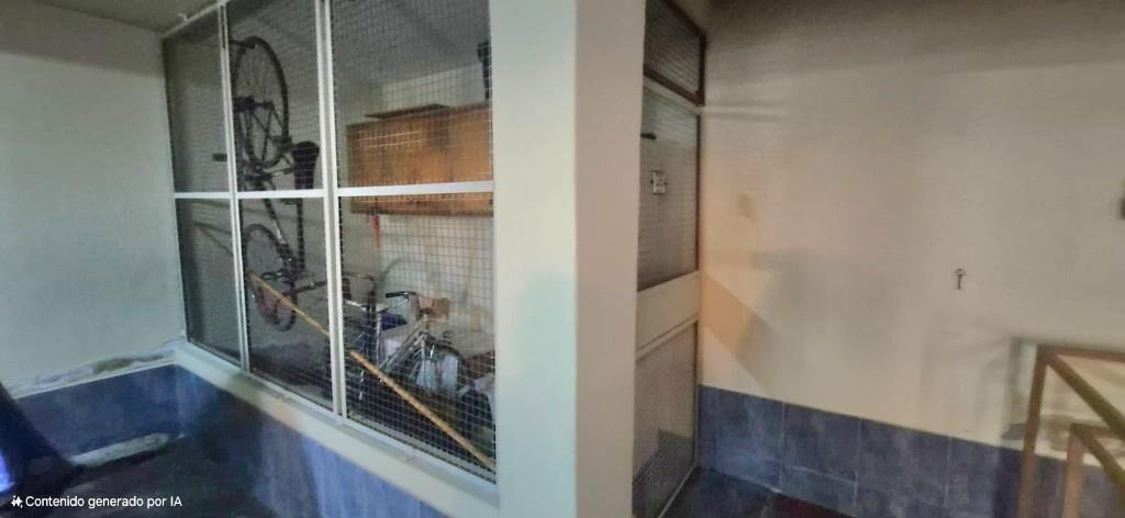 VENTA CASA 2 DORM.MALVIN CON AMPLIO GARAGE ARRASCAETA