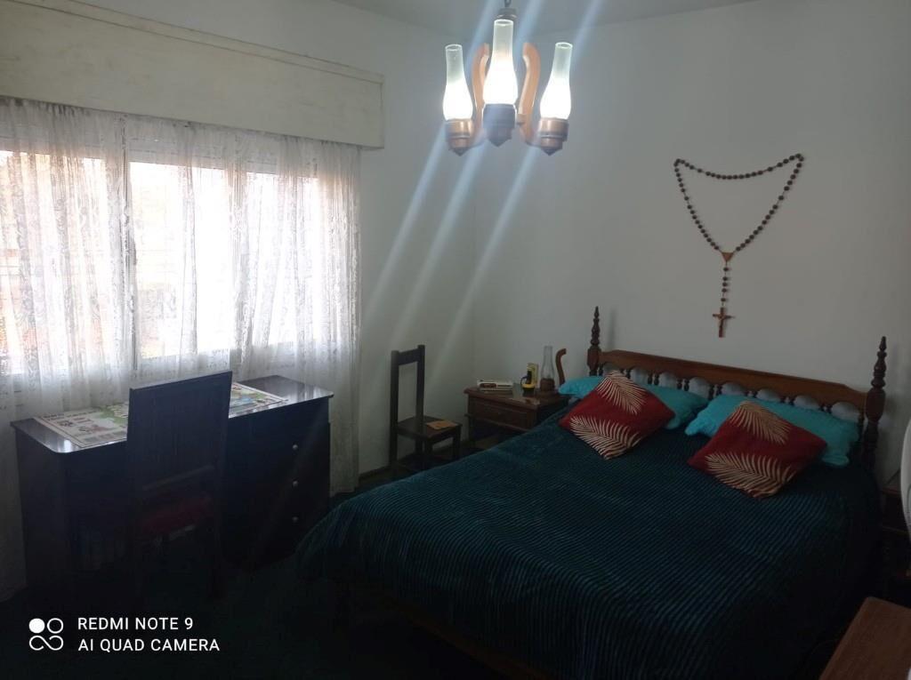 IMPERIAL VENDE  INVERSORES..CASA RECICLAR 4 DORM. 600 MTRS