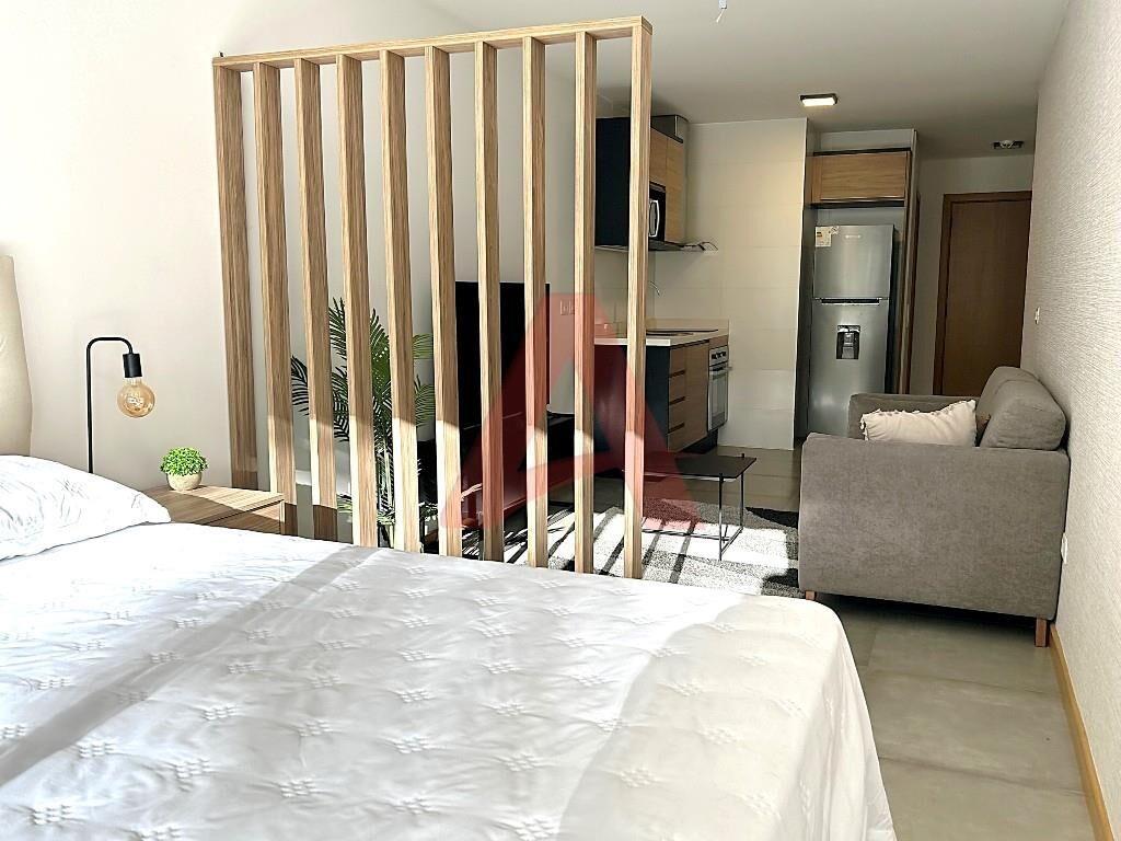 POCITOS PRÓXIMO AL MAR - ALQUILER MONOAMBIENTE CON MUEBLES.