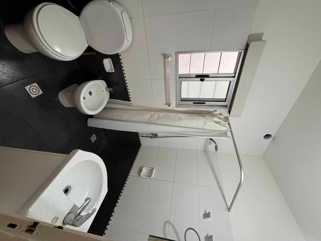 Apartamento Venta De 1 Dormitorio Al Frente TRES CRUCES