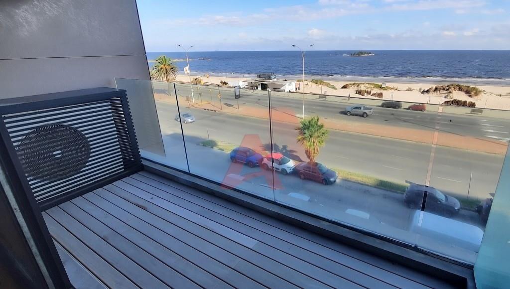 TORRE ARENAS - APARTAMENTO DE 3 DORMITORIOS - FRENTE AL MAR