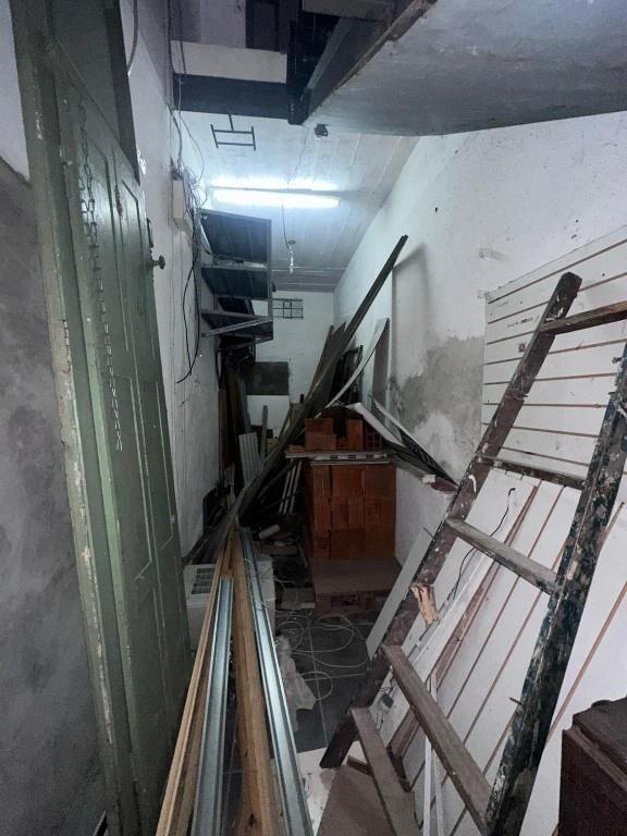 Local comercial y depósito a la venta en Barrio Reus